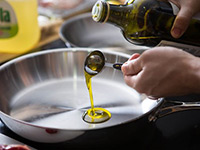 Купить оливковое масло для жарки и фритюра